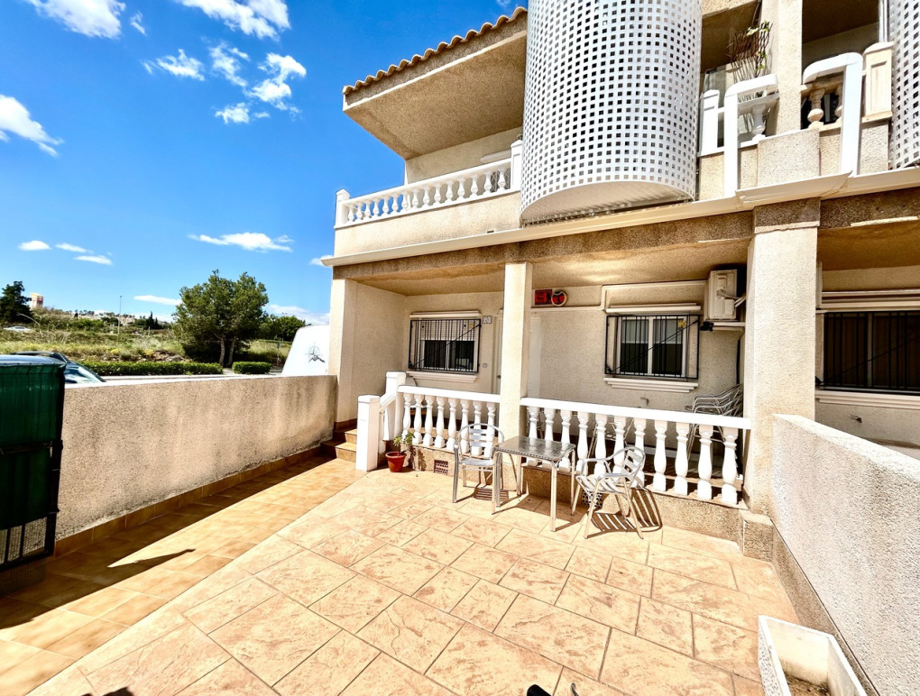 Revente - Apartment - Villamartin