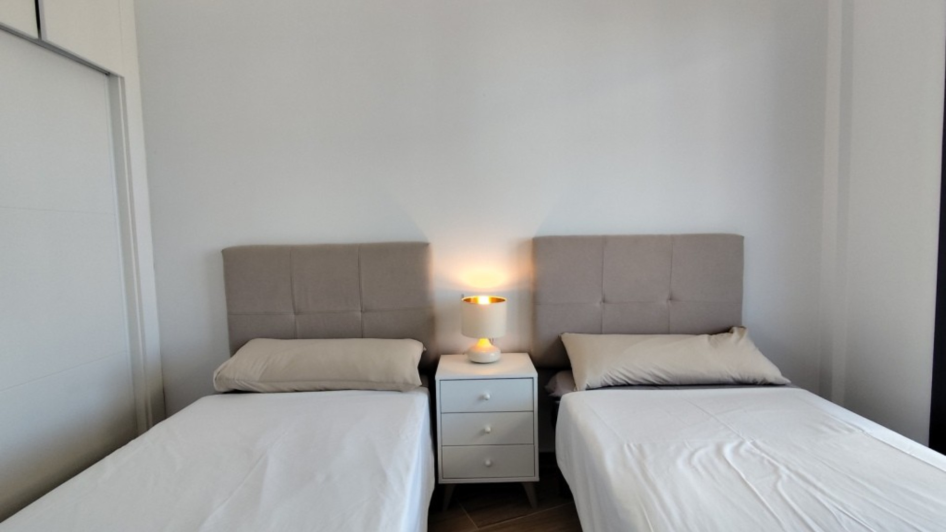 Revente - Apartment - Villamartin