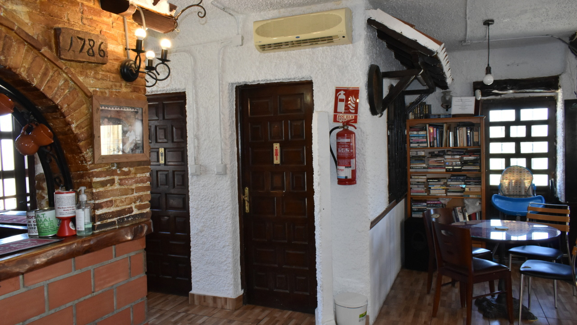 Revente - Commercial - Ciudad Quesada