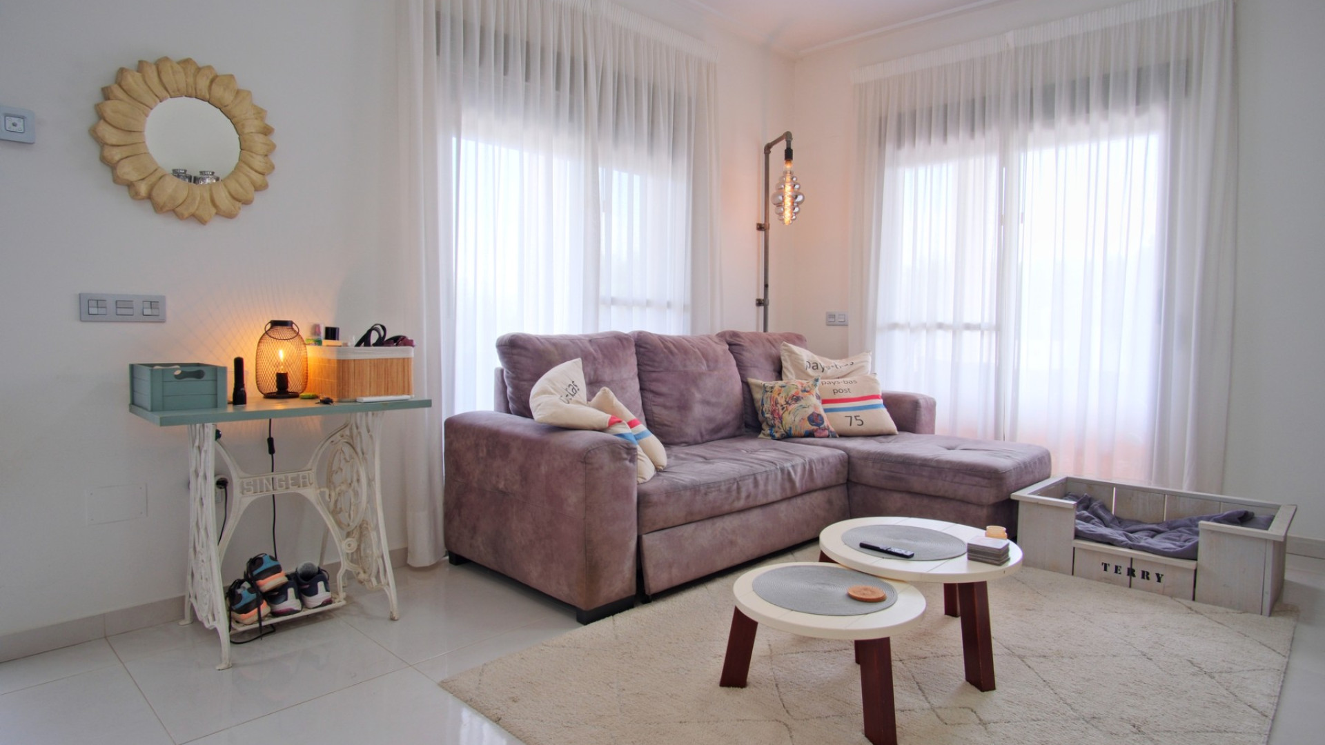 Revente - Commercial - Dolores - Dolores - Country