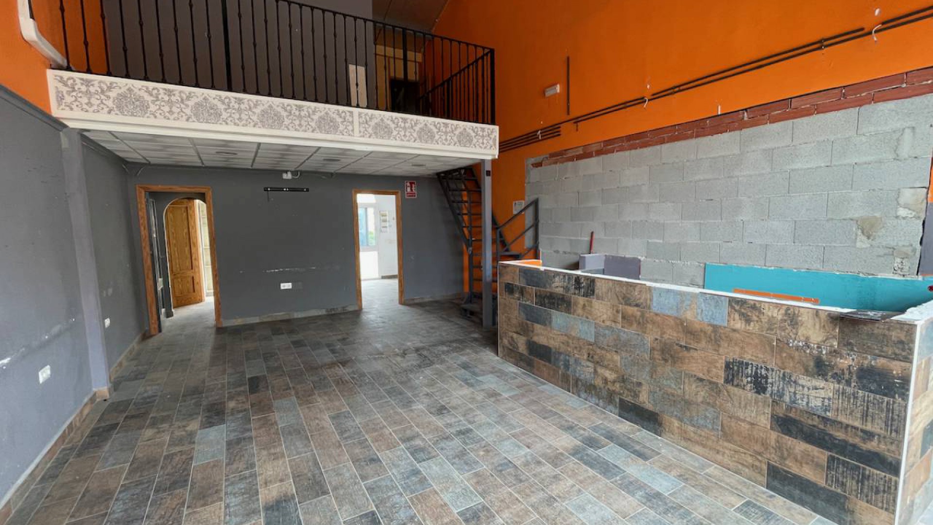 Revente - Commercial - La Finca Golf - La finca Golf