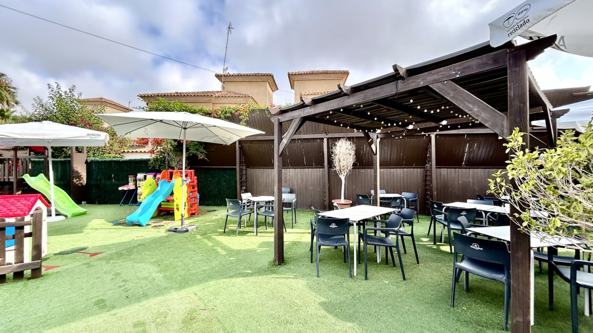 Revente - Commercial - Villamartin