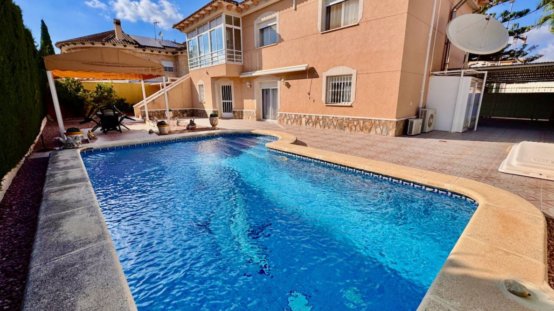 Revente - Detached Villa - Benferri