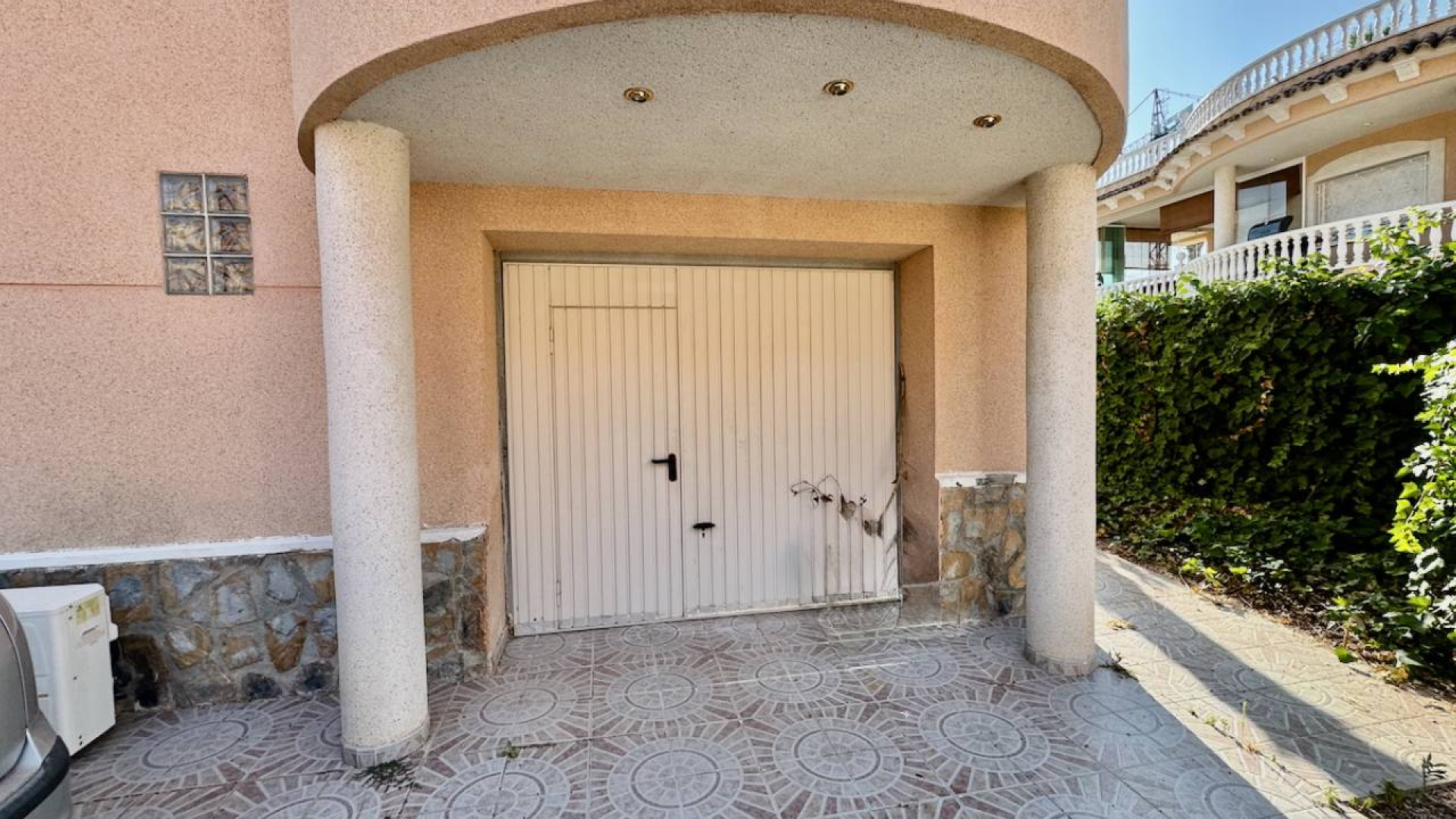 Revente - Detached Villa - Benferri