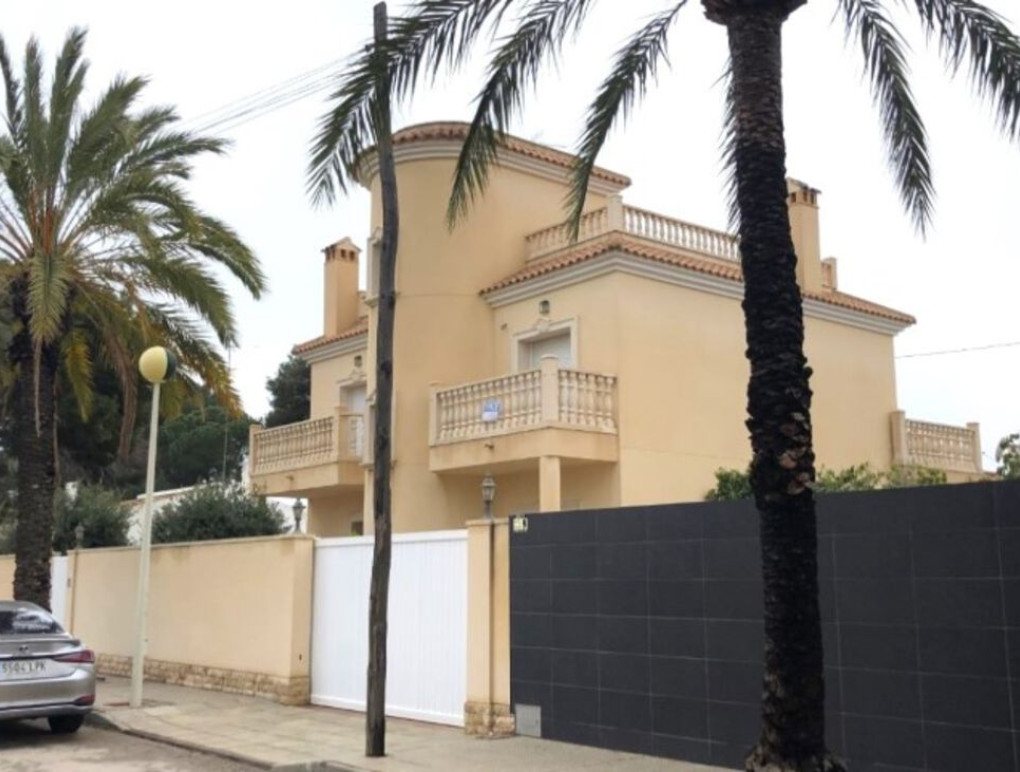 Revente - Detached Villa - Cabo Roig