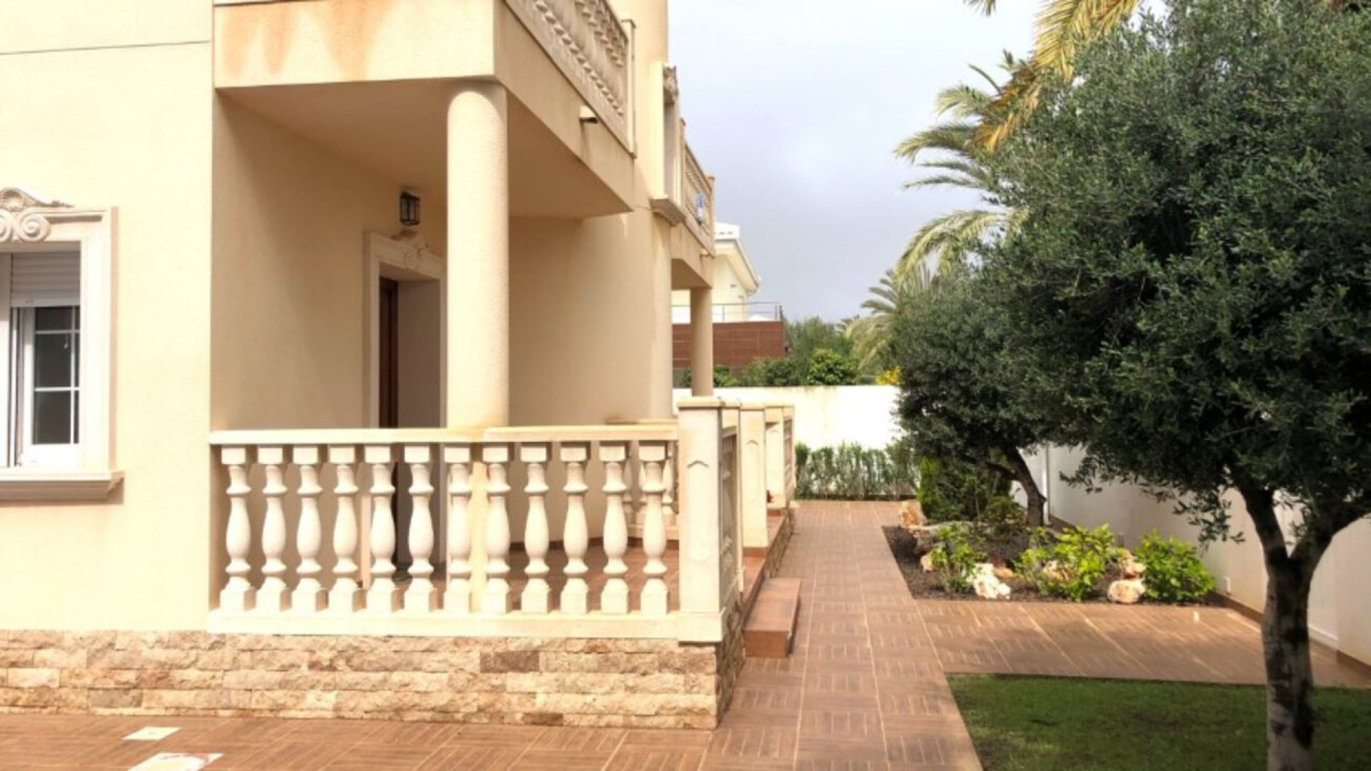 Revente - Detached Villa - Cabo Roig