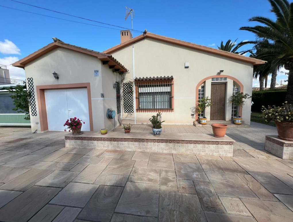 Revente - Detached Villa - Cabo Roig