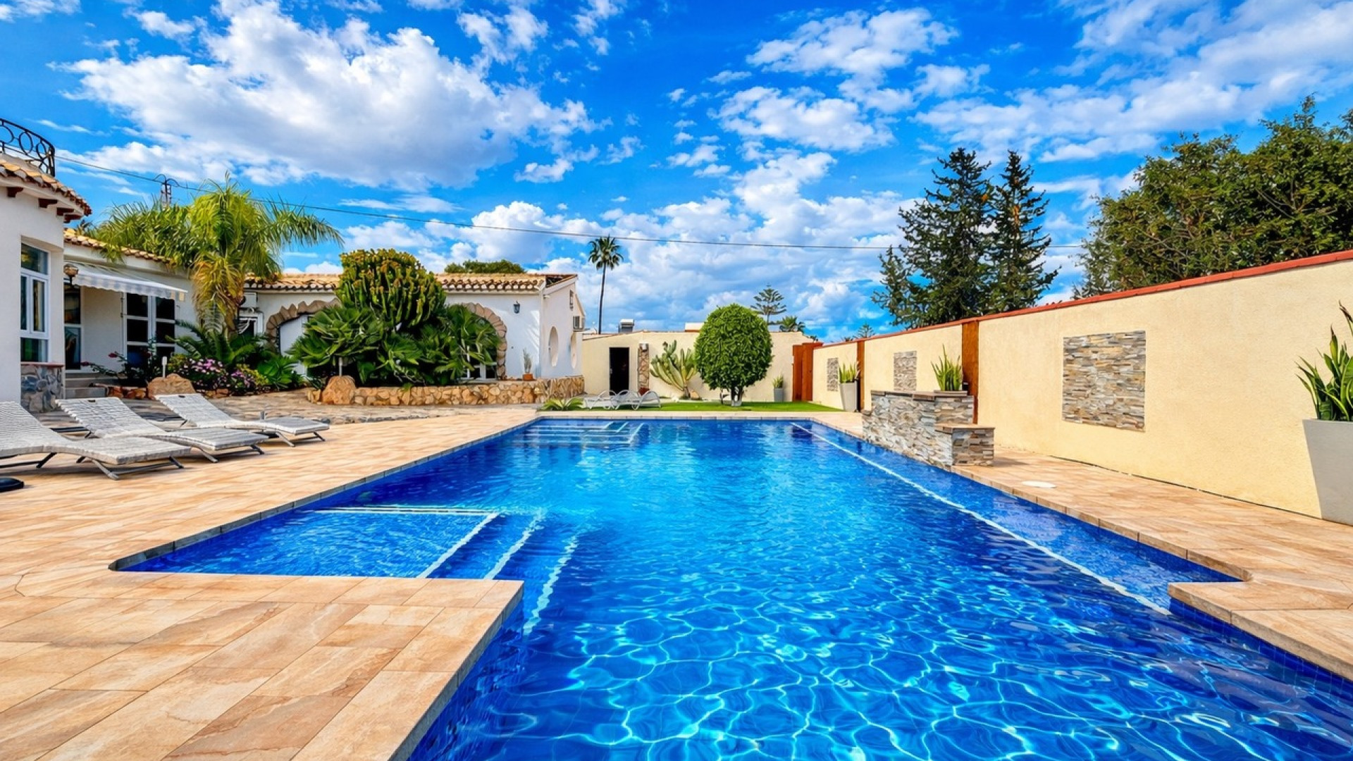 Revente - Detached Villa - Cabo Roig