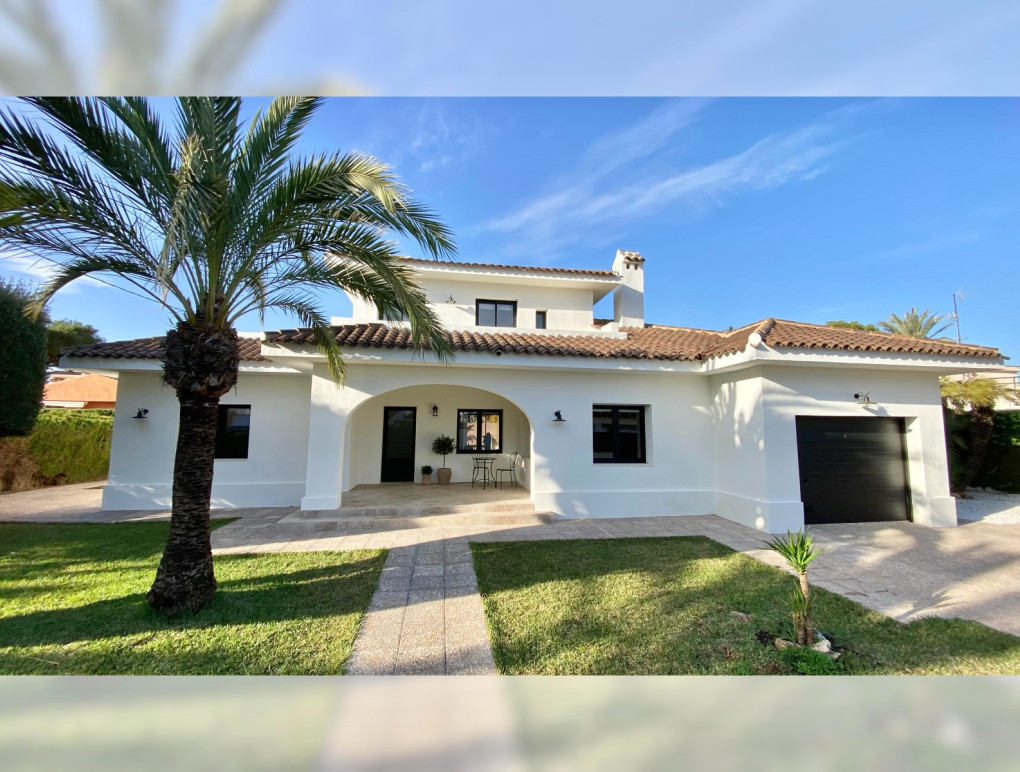 Revente - Detached Villa - Cabo Roig