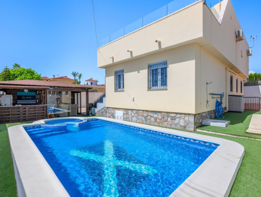 Revente - Detached Villa - Ciudad Quesada - Center