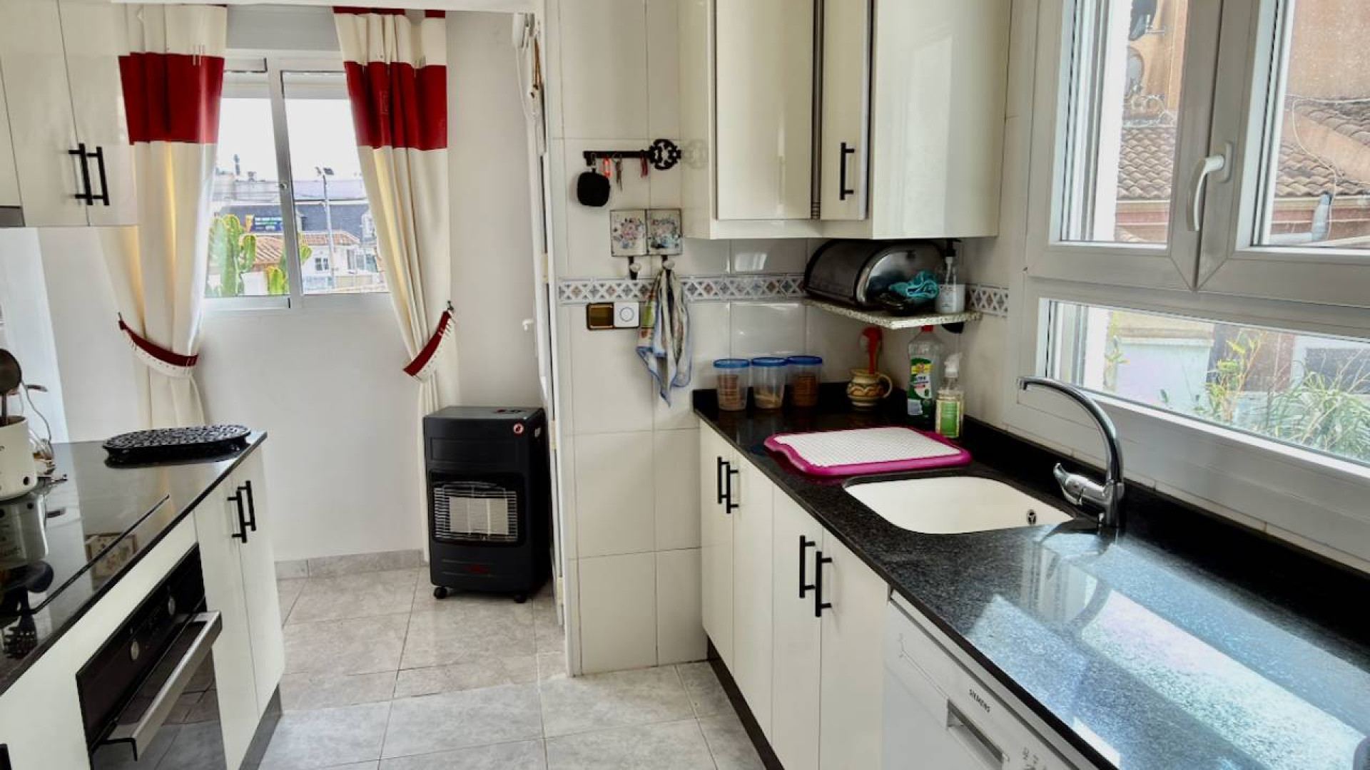 Revente - Detached Villa - Ciudad Quesada