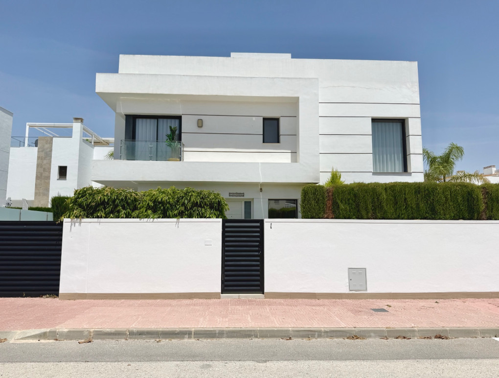 Revente - Detached Villa - Ciudad Quesada