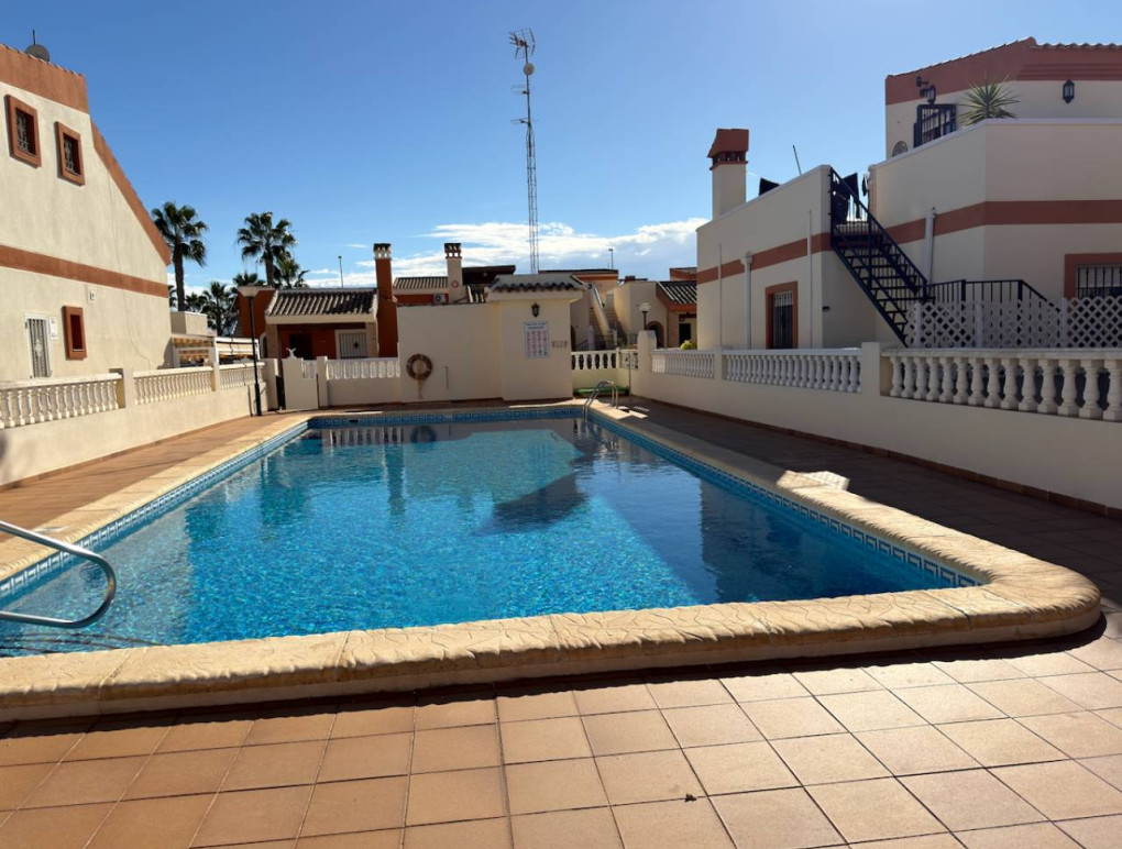 Revente - Detached Villa - El Raso