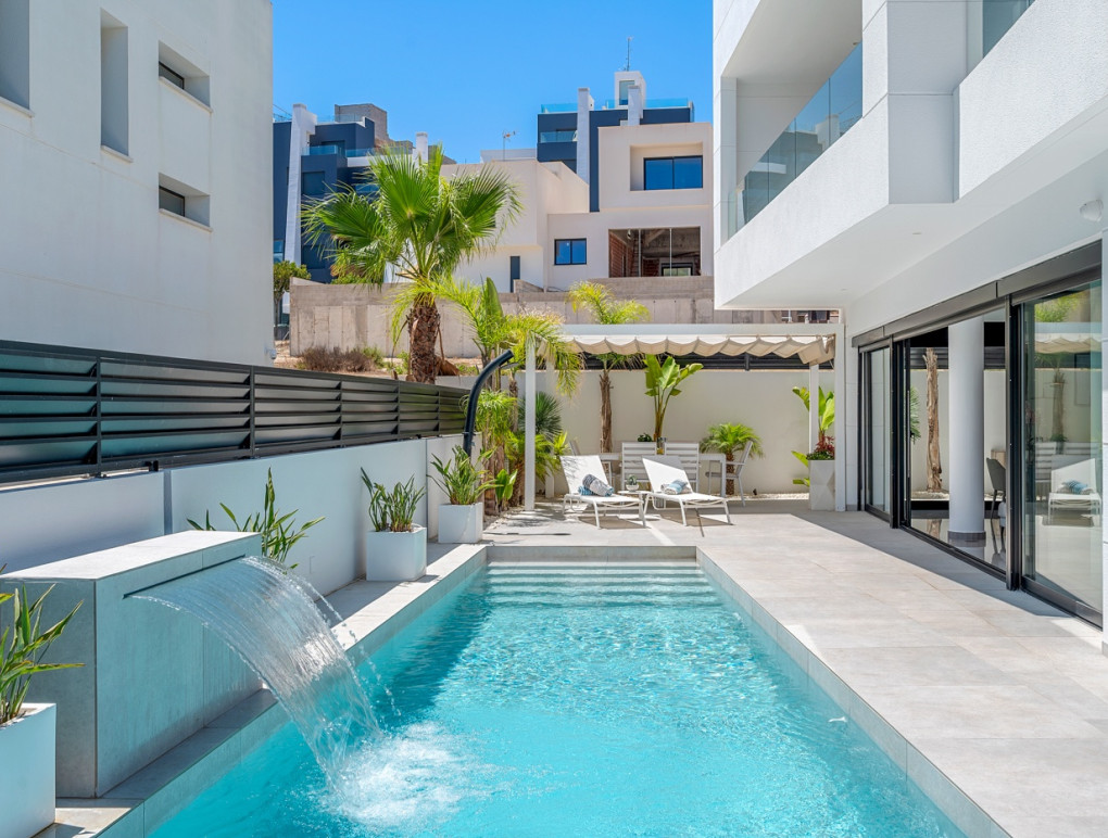 Revente - Detached Villa - Guardamar del Segura