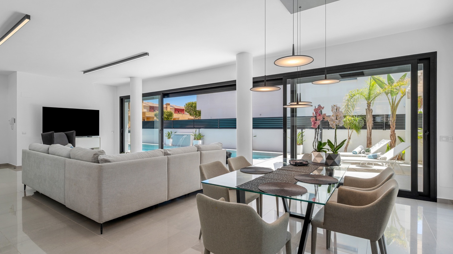 Revente - Detached Villa - Guardamar del Segura