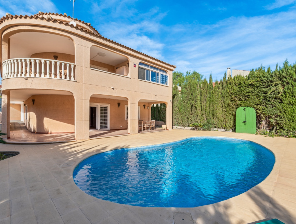 Revente - Detached Villa - Los Balcones, Torrevieja - Los Balcones