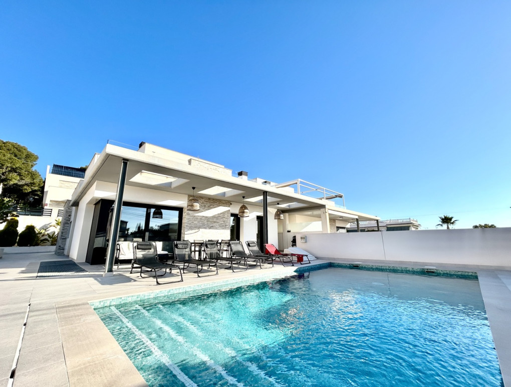 Revente - Detached Villa - Los Balcones, Torrevieja - Los Balcones