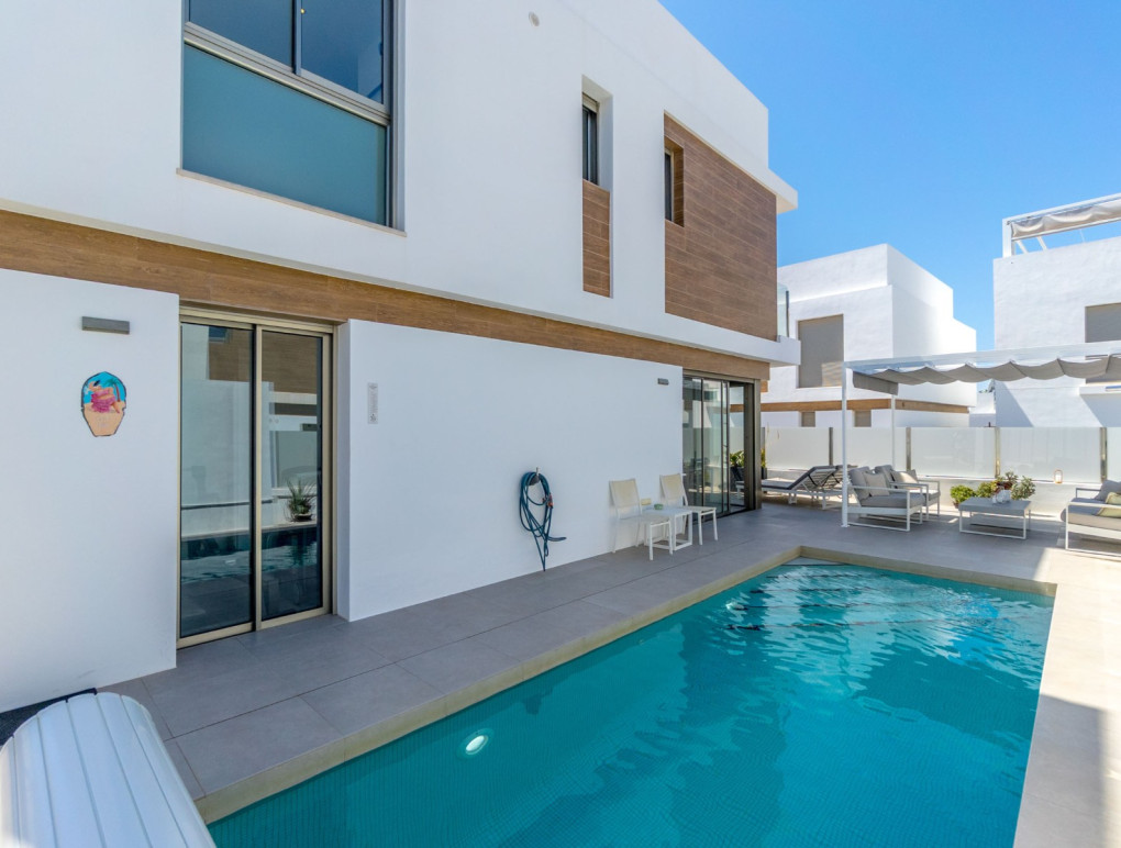 Revente - Detached Villa - Orihuela Costa - Villamartin