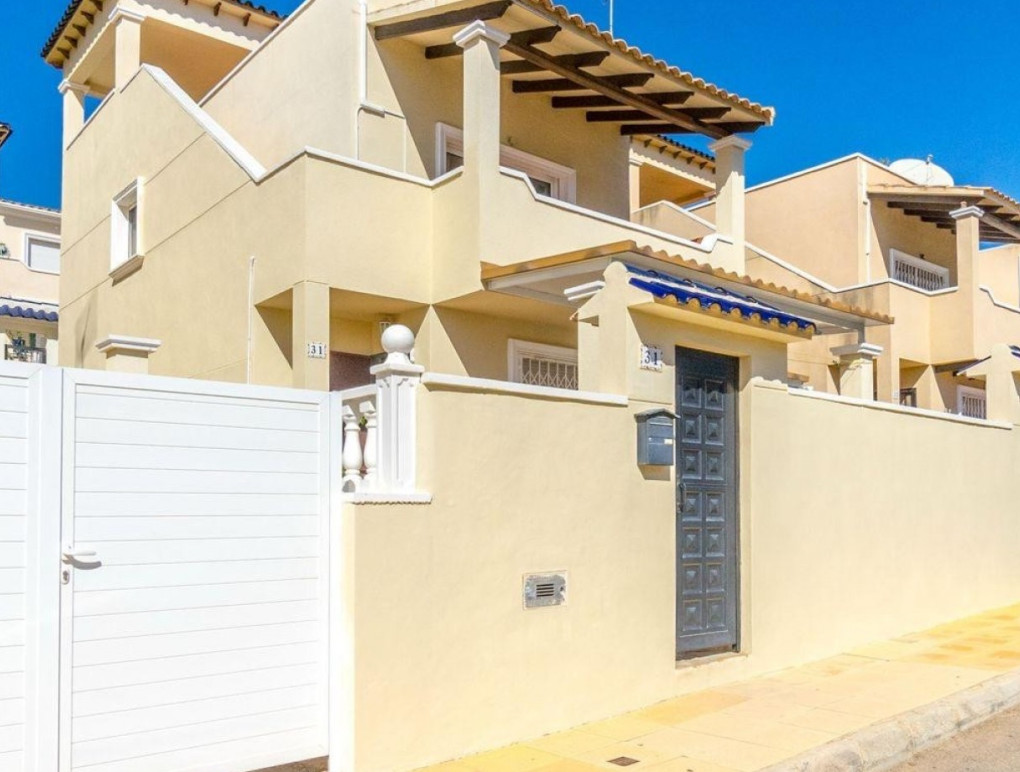 Revente - Detached Villa - Orihuela Costa - Villamartin