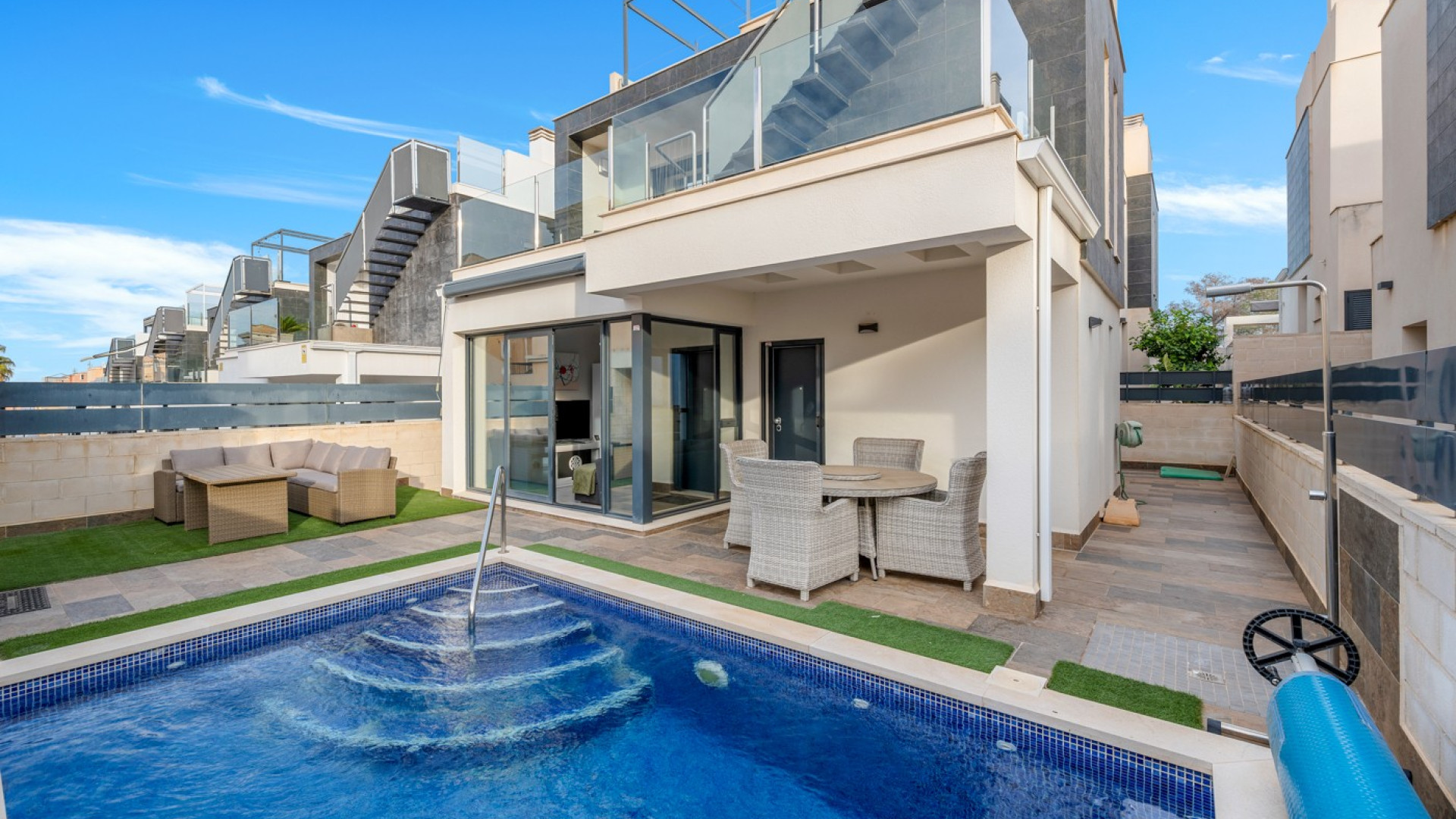 Revente - Detached Villa - Orihuela Costa