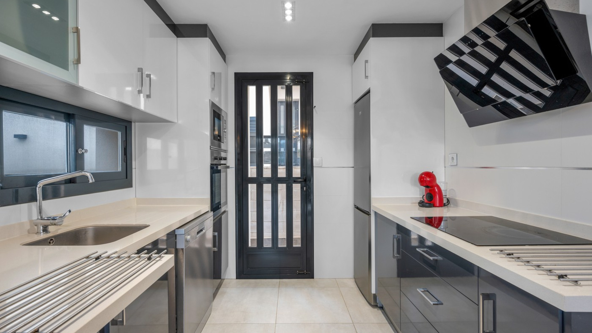 Revente - Detached Villa - Orihuela Costa