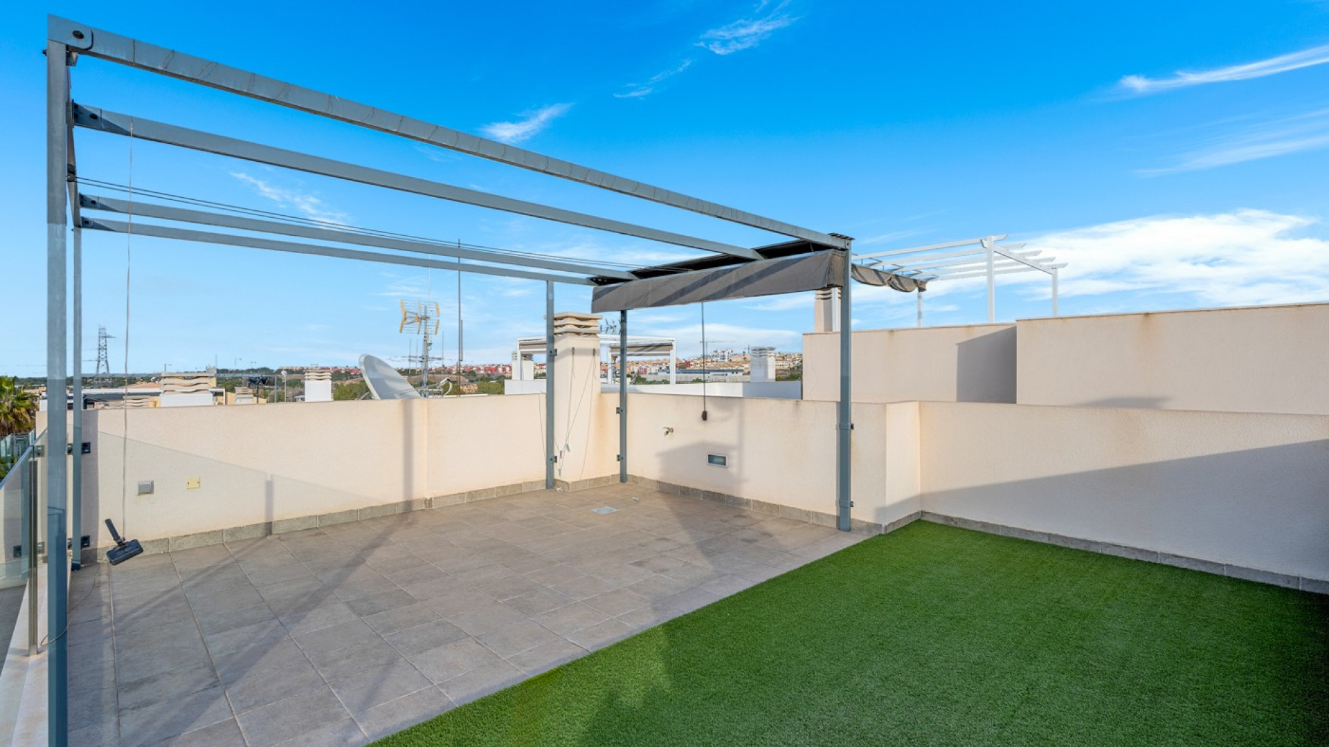 Revente - Detached Villa - Orihuela Costa