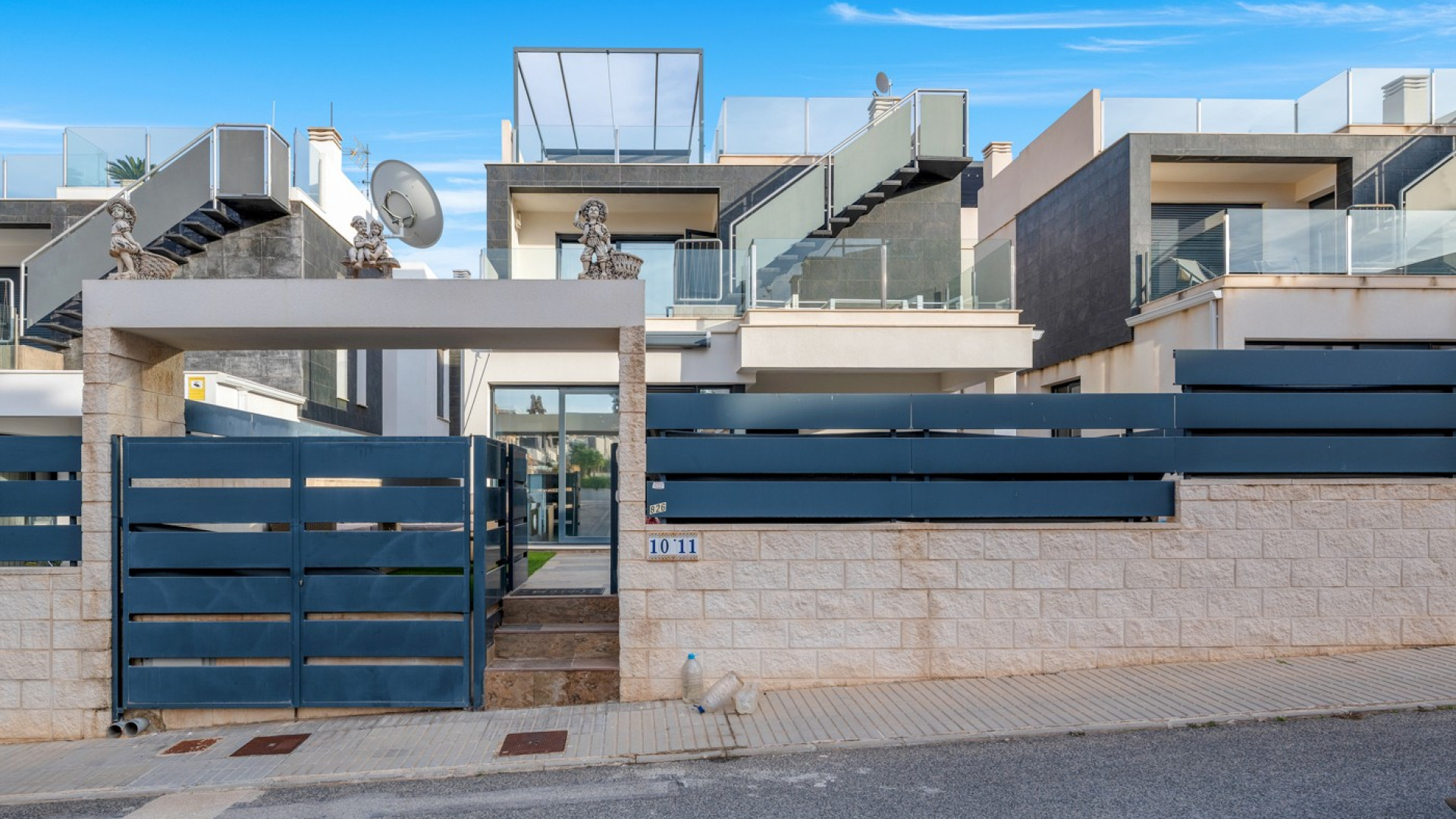 Revente - Detached Villa - Orihuela Costa