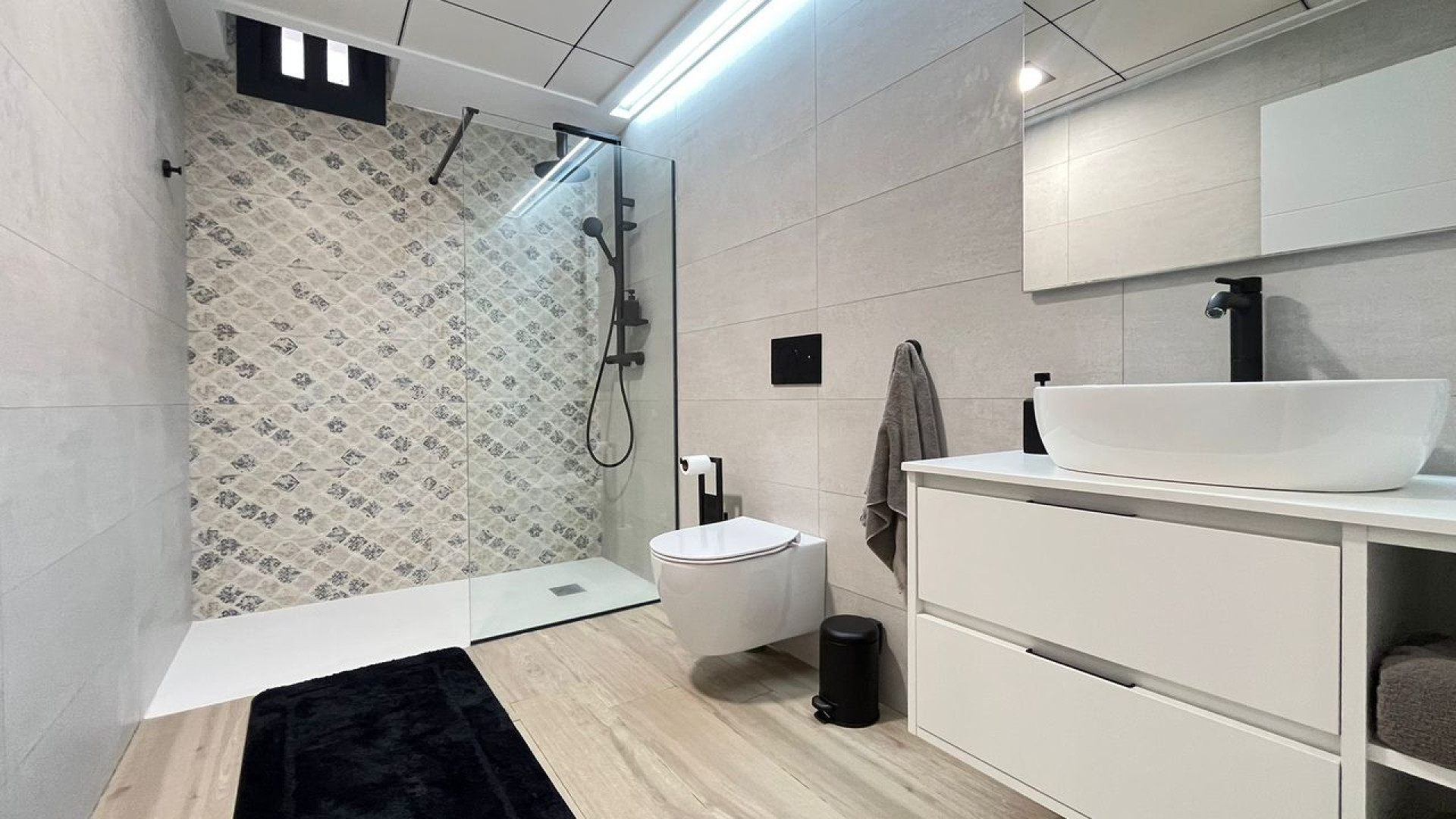 Revente - Detached Villa - Punta Prima