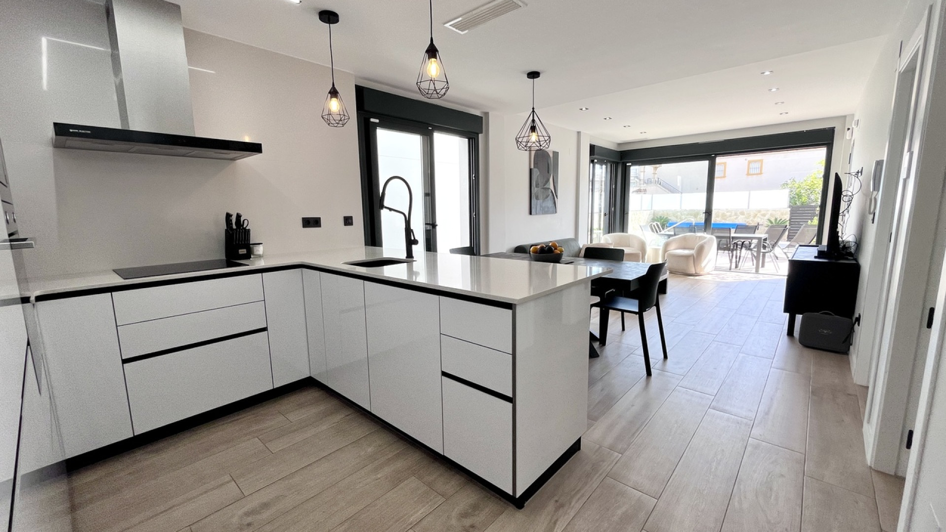 Revente - Detached Villa - Punta Prima