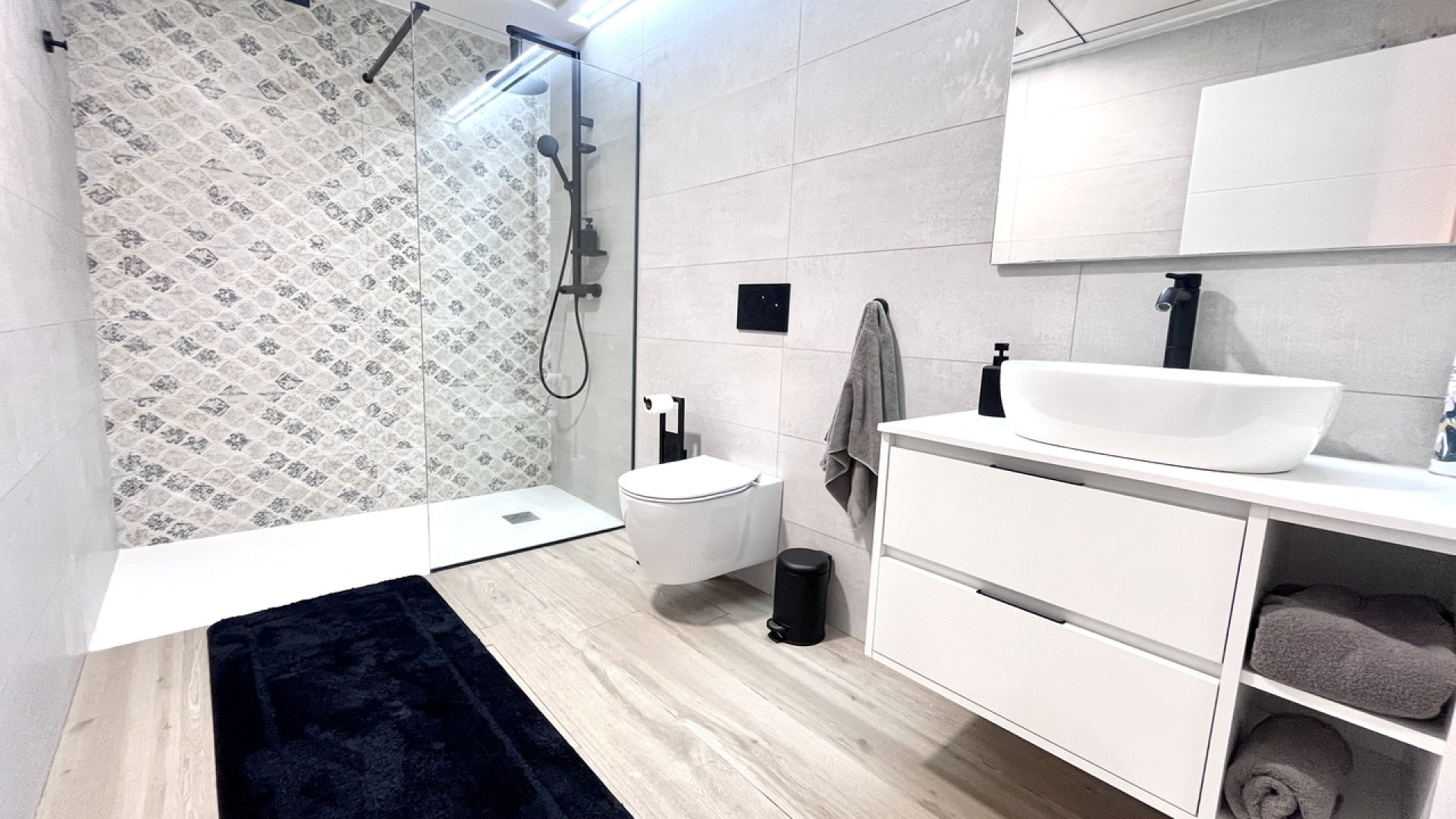 Revente - Detached Villa - Punta Prima