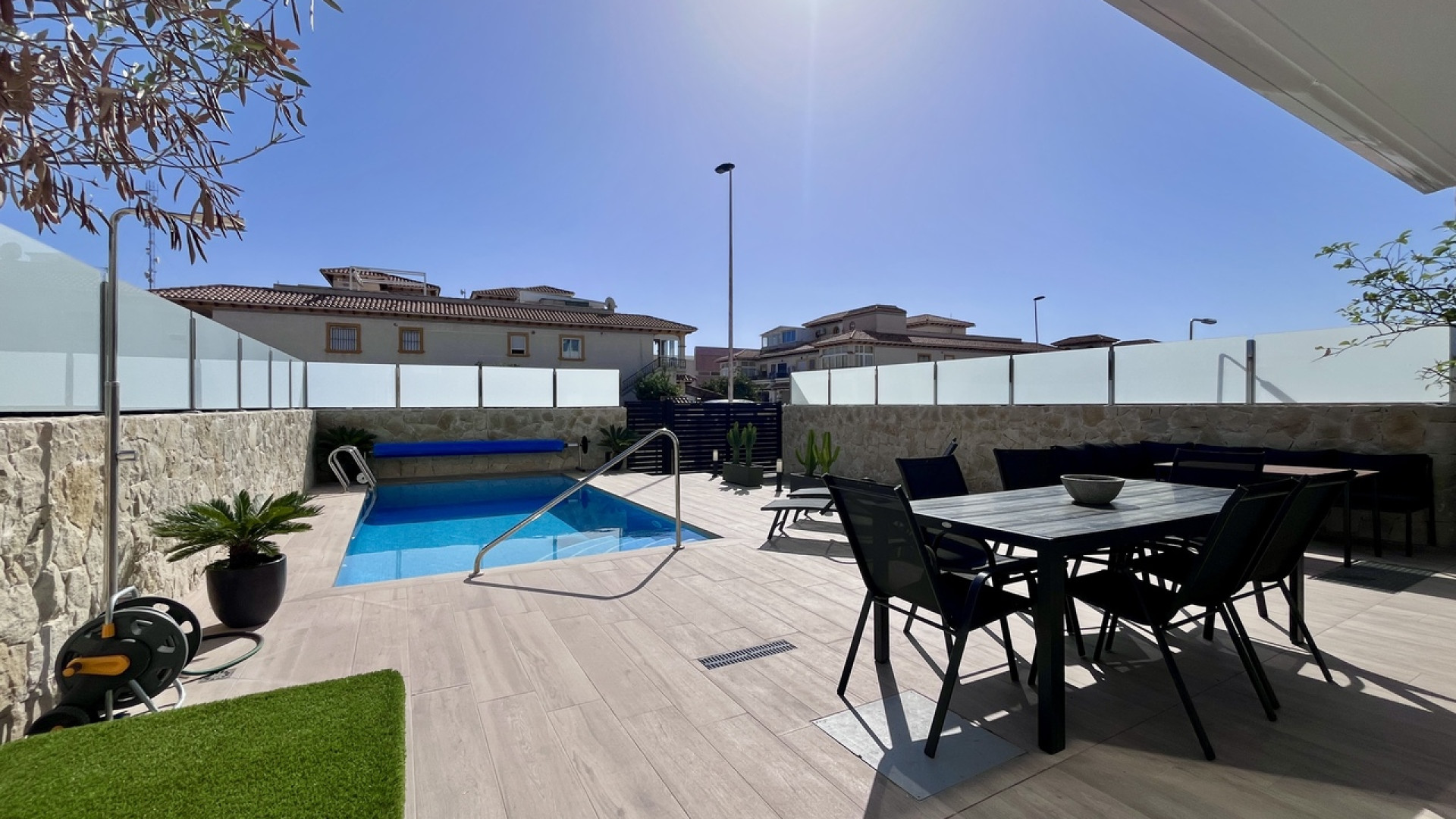 Revente - Detached Villa - Punta Prima