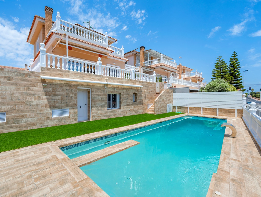 Revente - Detached Villa - Torrevieja