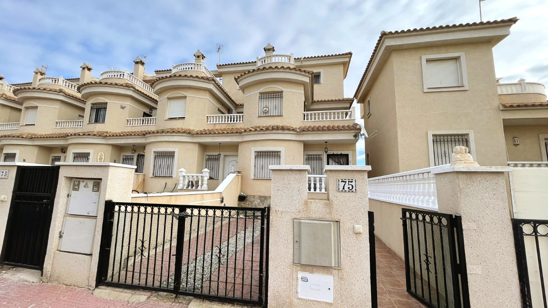 Revente - Maison de ville - Ciudad Quesada - Lo Marabú