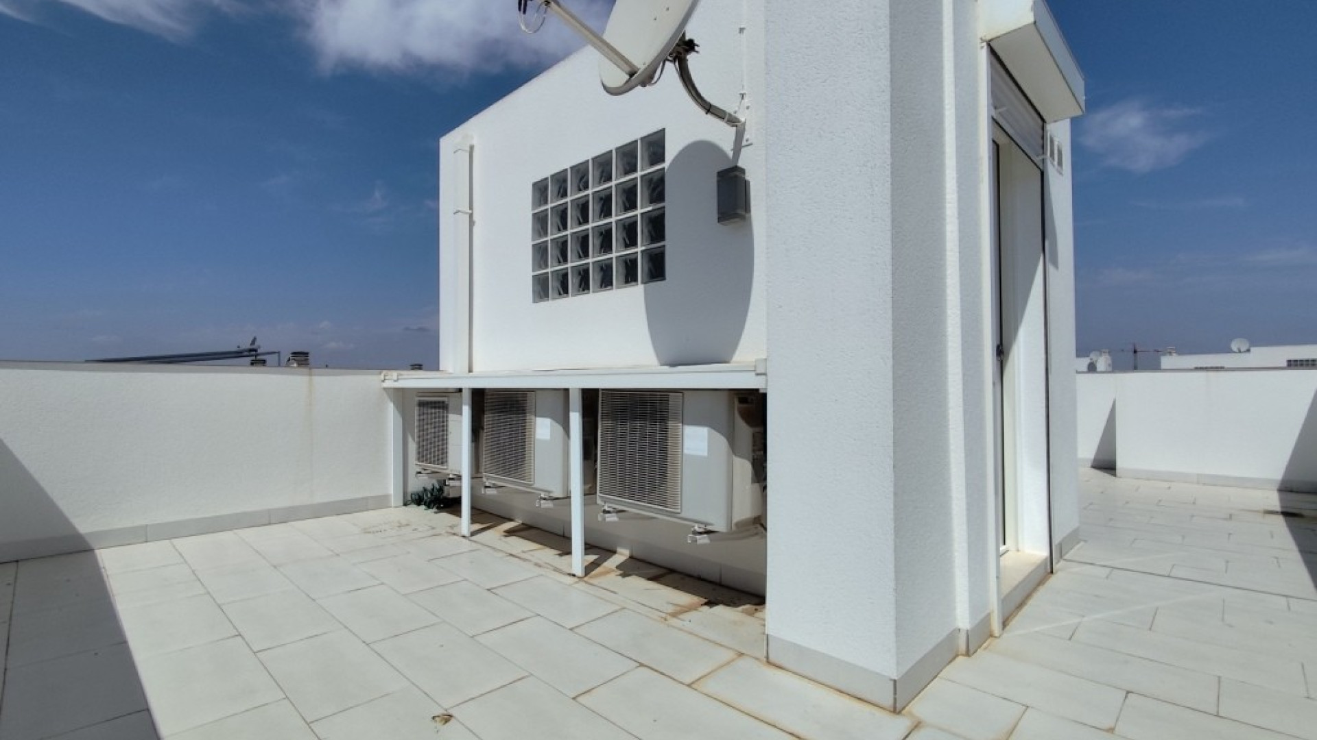 Revente - Maison de ville d'angle - Torrevieja