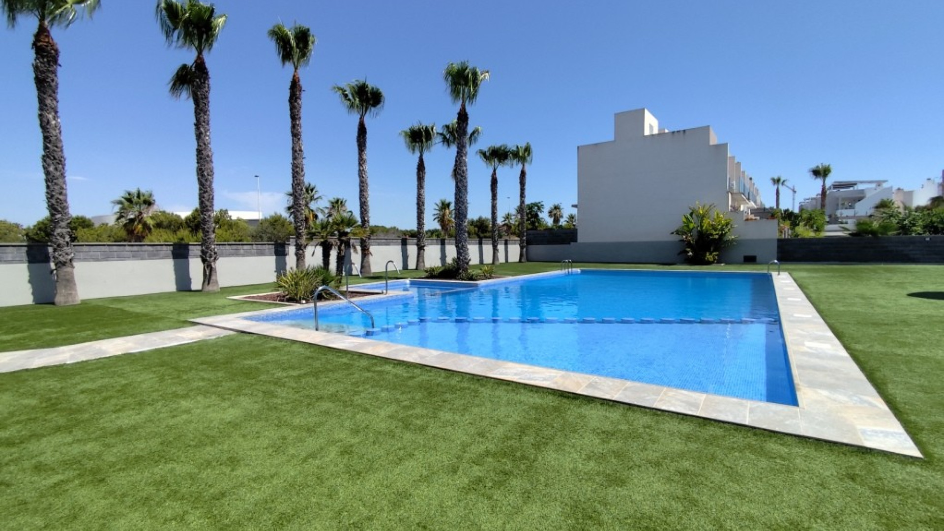 Revente - Maison de ville d'angle - Torrevieja