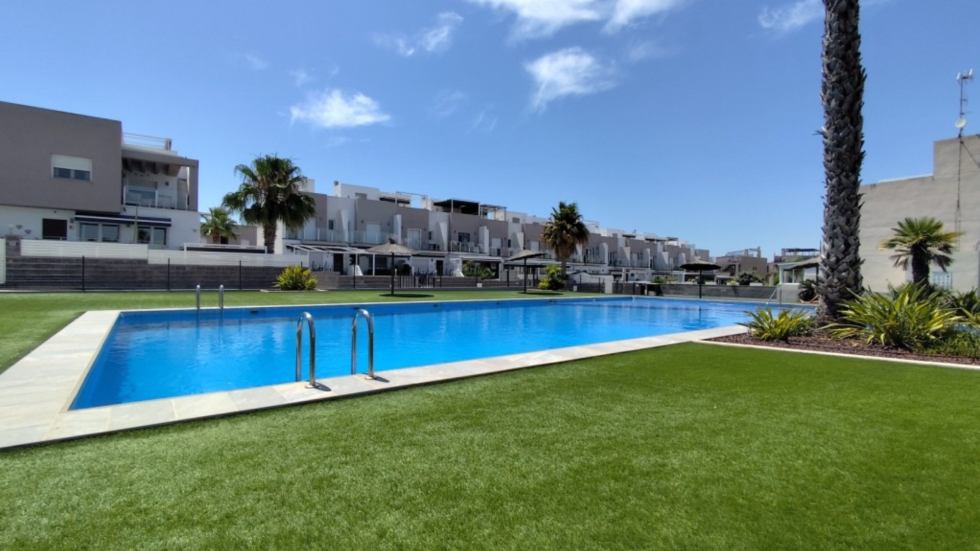 Revente - Maison de ville d'angle - Torrevieja