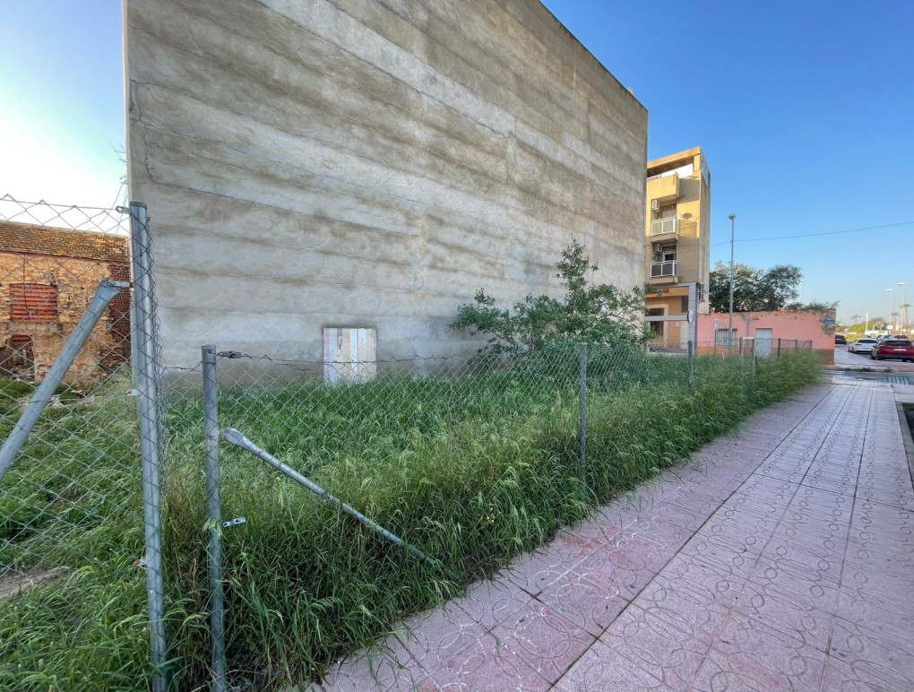 Revente - Parcelle / Terrain - Rojales