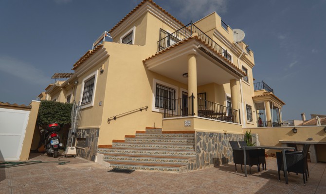 Semi-detached house - Resale - Ciudad Quesada - DLF042