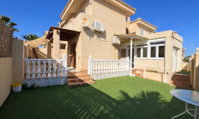 Semi-detached house - Resale - Orihuela Costa - Playa Flamenca