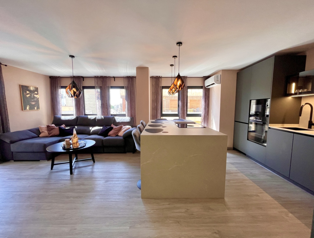 Sprzedaż - Apartment - Almoradi