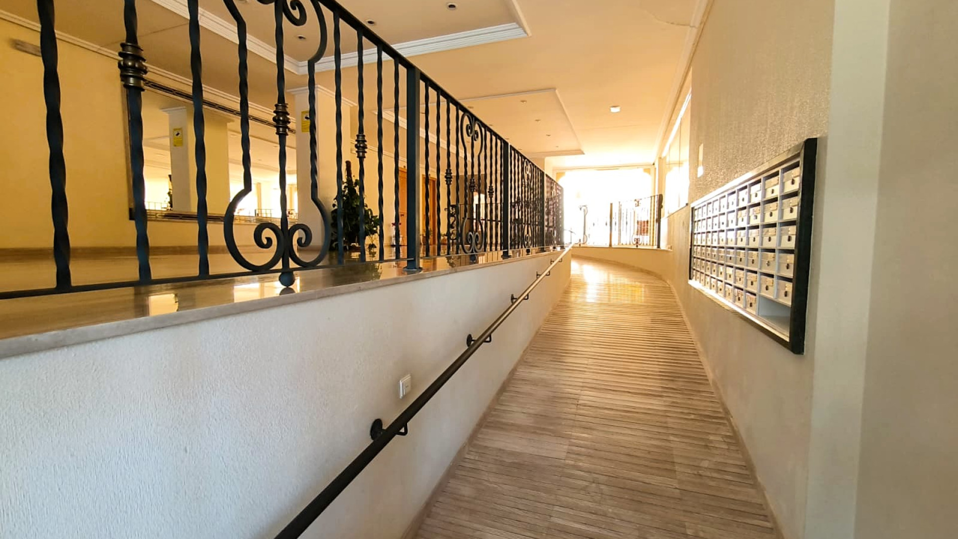 Sprzedaż - Apartment - Almoradi