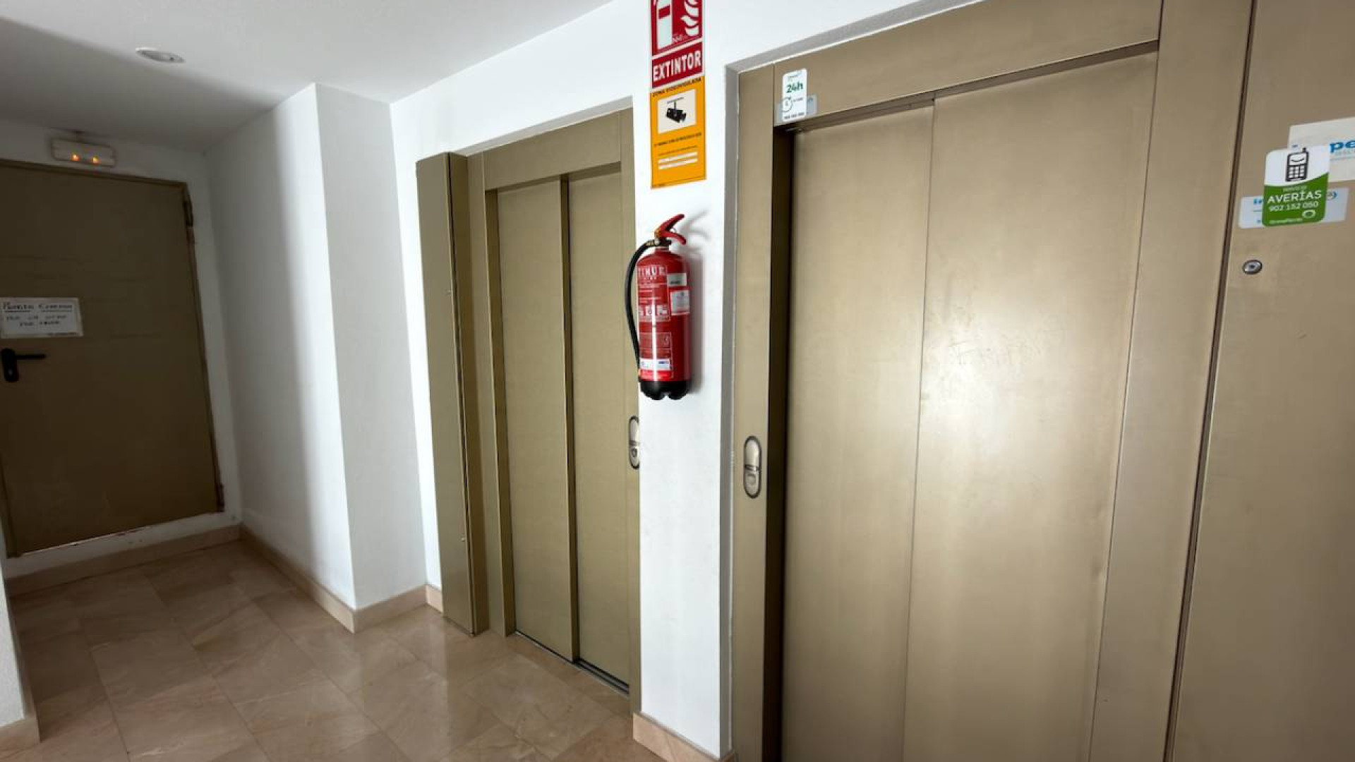 Sprzedaż - Apartment - Almoradí