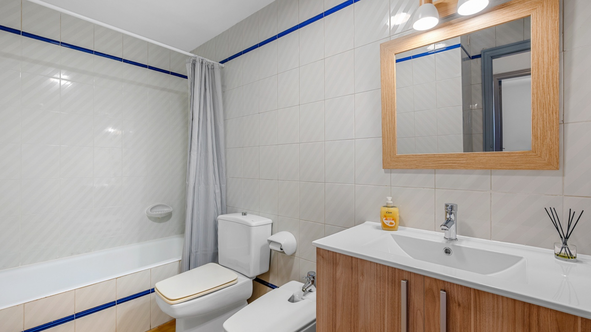 Sprzedaż - Apartment - Altea