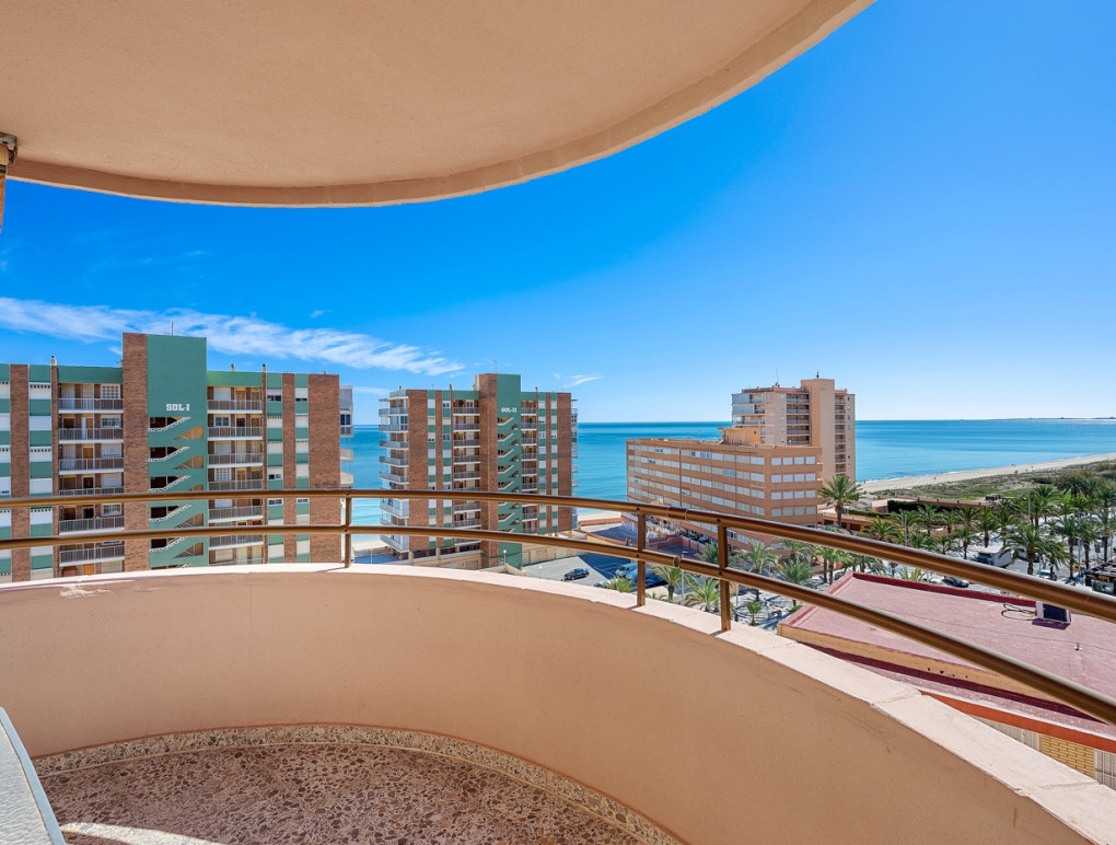 Sprzedaż - Apartment - Arenales del Sol - Segunda linea playa