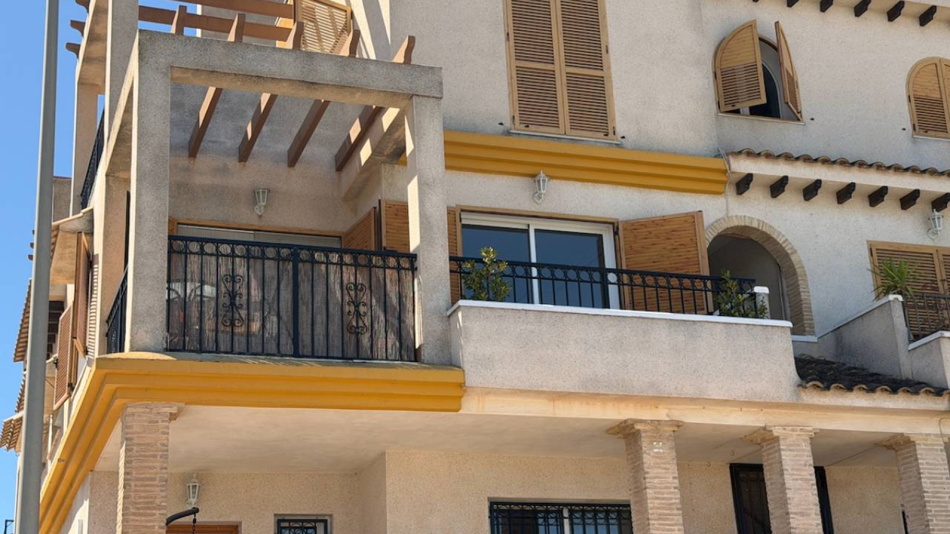 Sprzedaż - Apartment - Daya Nueva