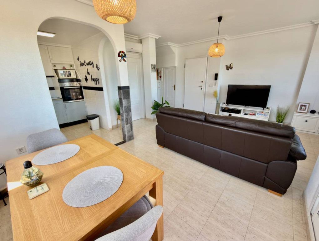 Sprzedaż - Apartment - Daya Nueva