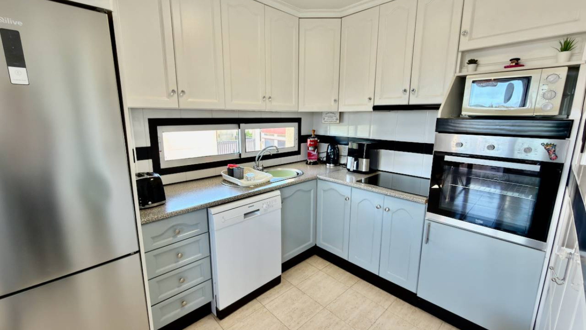 Sprzedaż - Apartment - Daya Nueva