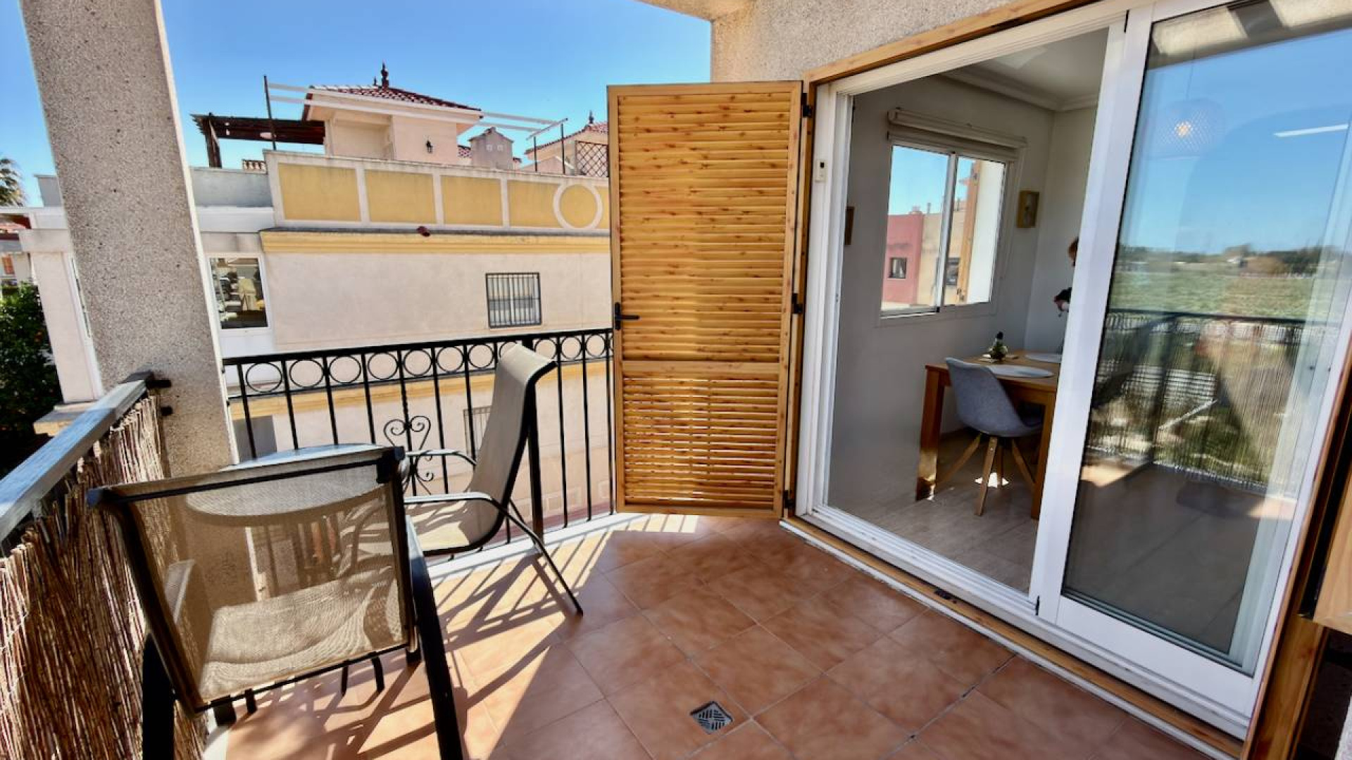 Sprzedaż - Apartment - Daya Nueva