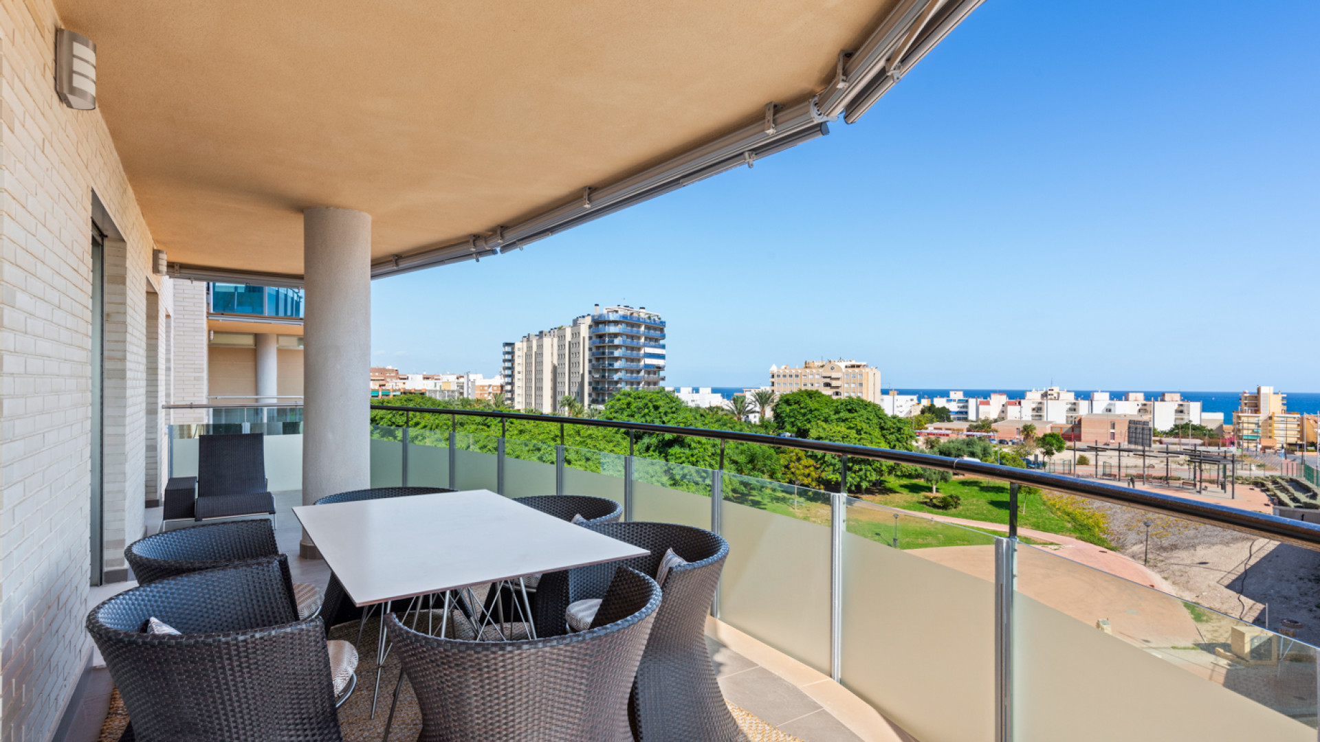 Sprzedaż - Apartment - El Campello - El Amerador