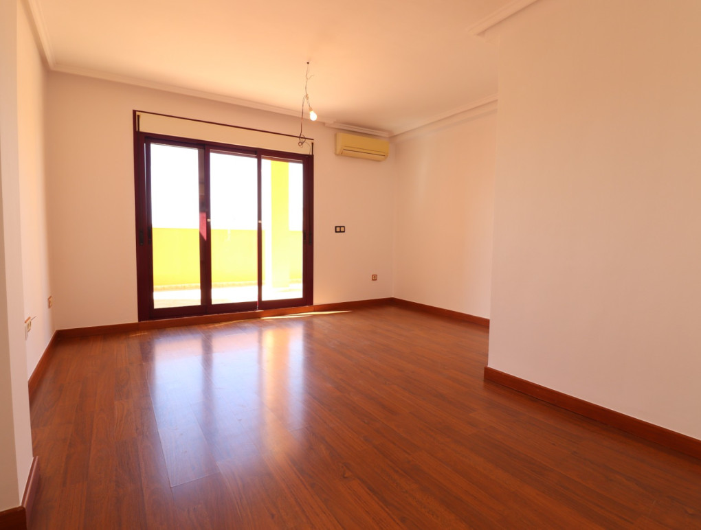 Sprzedaż - Apartment - Formentera del Segura - Formentera - Village